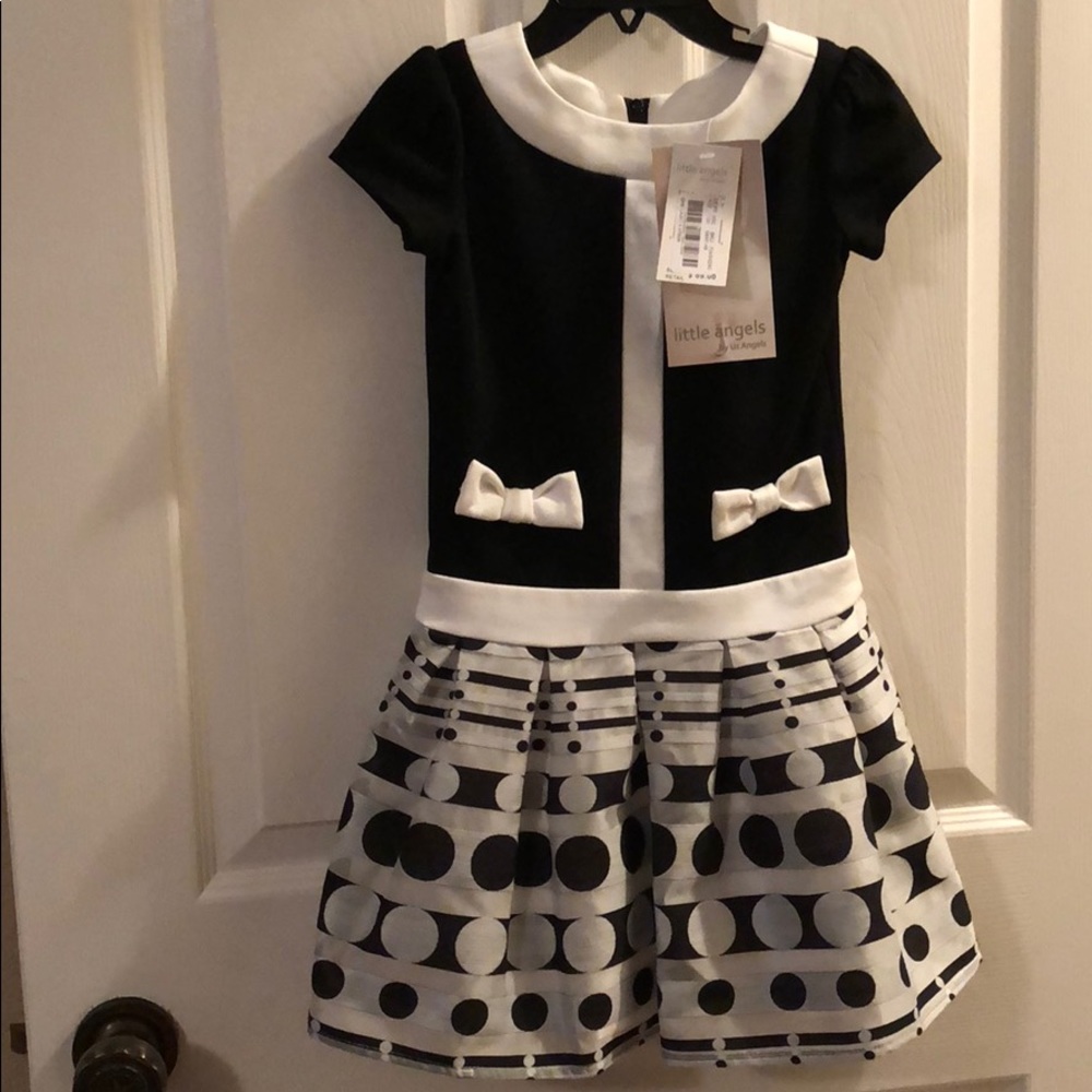 Little Angels Black & White Dress NWT 🎅🏻